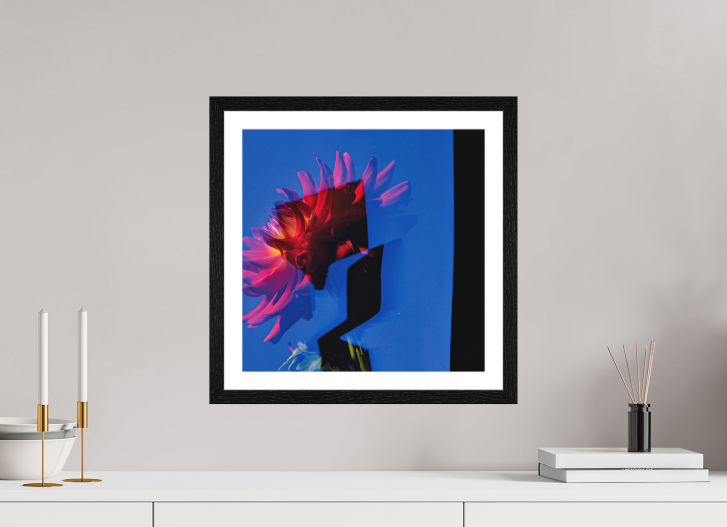 15 x 15″, matte- by Fabian Dahlia II